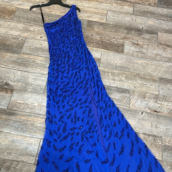 Primavera Formal Prom Dress - Picture 5 of 15